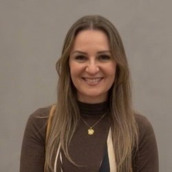 Viviane Lima Catelan Moreira
