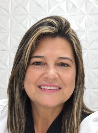 Elis Rosana da Silva Rodrigues Martins